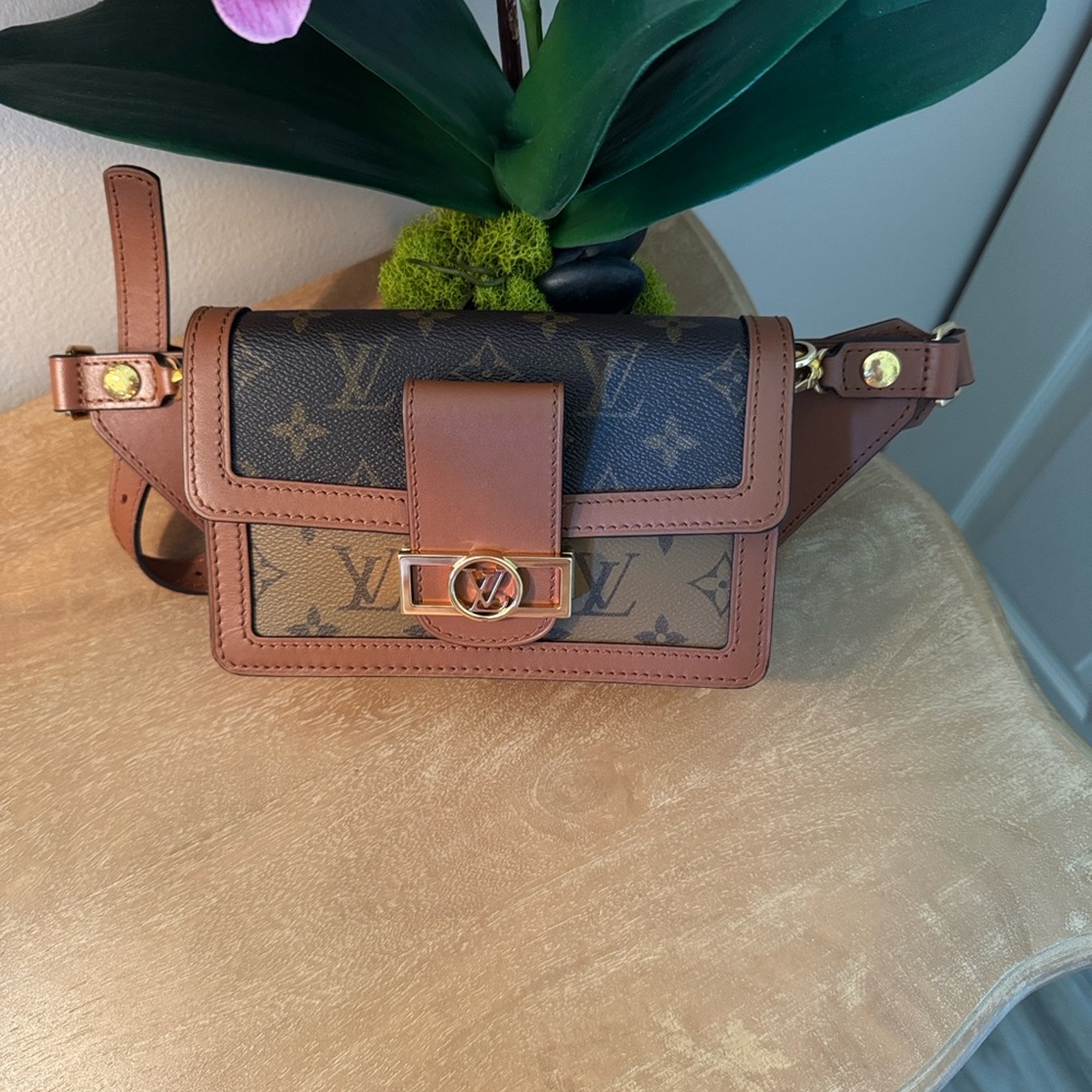 Louis Vuitton Dauphine Bag/Belt NWT and Box - Picture 2 of 10